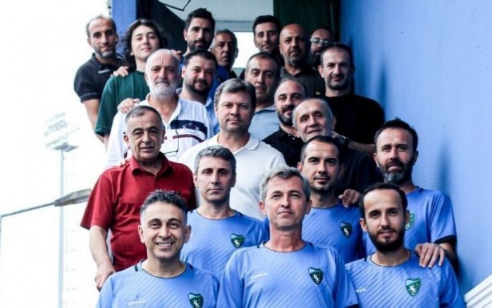Ertuğrul Sağlam Vinsanda Yeşil Siyahlıların Altyapı hocalarını ziyaret etti