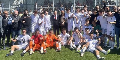 Kocaelispor U-19 Bölgesel Gelişim Ligi grubunda şampiyon oldu
