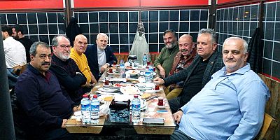 Kocaelispor'un unutulmaz yöneticisi Bekir Halefler Yeşil Siyahlı Kalemlerle