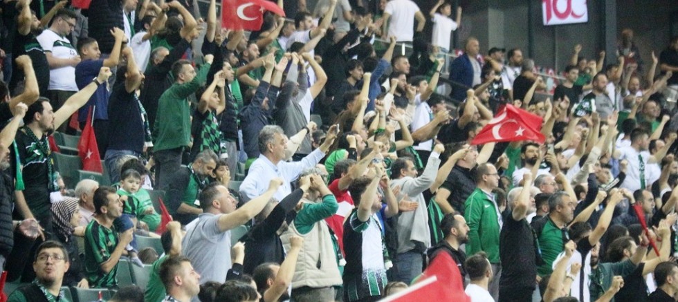 Taraftarlar Göztepe maçının 956 Bileti anında aldı