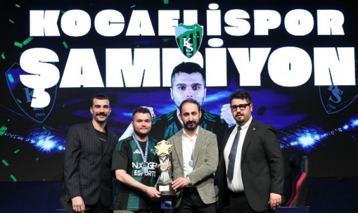 Kağan Sofuoğlu eSüper Kupayı kazandırdı