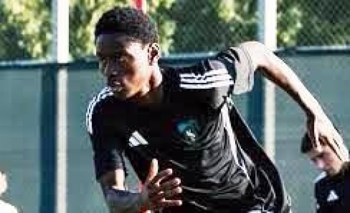 Keita Konya'da attığı golle haftanın en iyisi seçildi