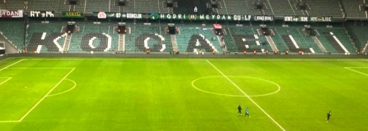 Stad zeminine devrearası bakımı yapılacak