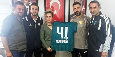Altyapıdan Derincespor'a teşekkür ziyareti