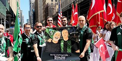 Amerika'daki Yeşil Siyahlılar Kocaelispor USA dünya kupasında tribünde
