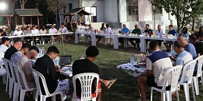 Başkan Durul, yönetimden teknik ekip futbolculara motivasyon yemeği