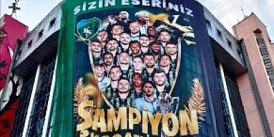 Belsaya dev Şampiyonluk Bayrağı asıldı