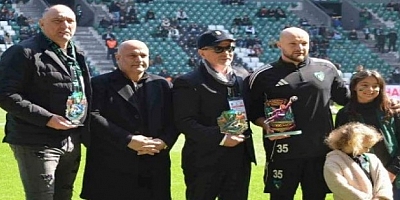 Durul'dan 100 Maç Barajını Geçen Kalecilere Plaket