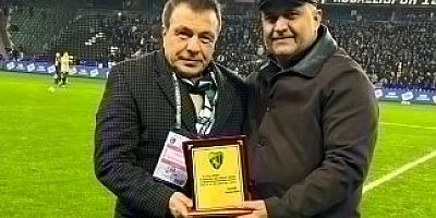 Durul'dan Zor dönemlerin başkanı Görsen'e vefa plaketi