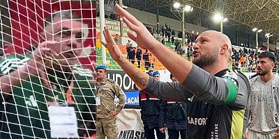 Güler'den Gökhan ve futbolculara 'Bir daha sizinle böyle konuşmayacağız. 
