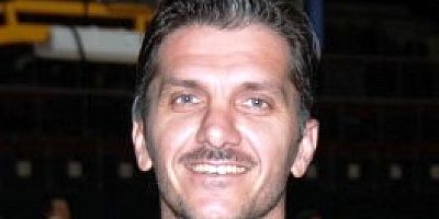 Eski futbolcumuz Gökhan Şahine Körfez Baskette görev
