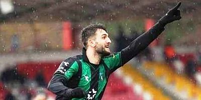 Eski Futbolcumuz  Okan 20 Golle 2.Ligin Gol Kralı oldu