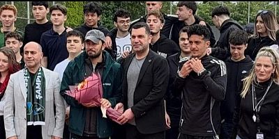 Final Okulları 11-12 sınıf öğrencileri antremanda