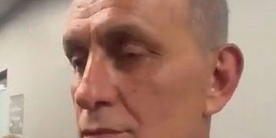 Hacıosmanoğlu’na kupa töreninde protesto