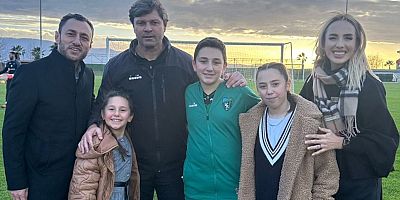 Hande ve Hasan Kaya çifti çocuklarıyla antremanda