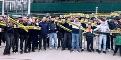 İskeçeli Gençler tribünlere hayran kaldılar