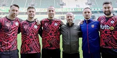 Kadim Futbol ekibi bizim stadta viedo çekti