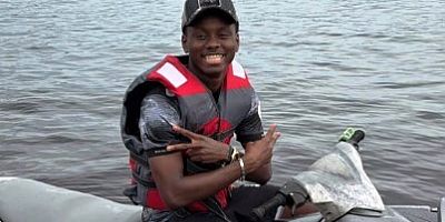 Keita Mali'de Yeşil Siyahlı Formlardan dağıttı