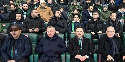 Kent Protokolu maçta Kocaelispor'un yanında