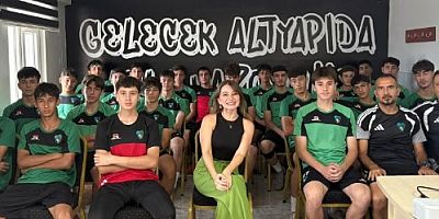 Kocaelispor altyapısında sporcu beslenmesi eğitimi