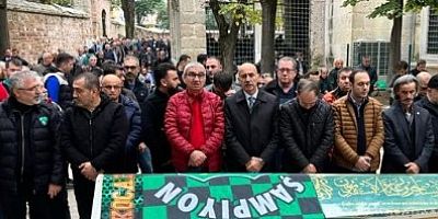 Kocaelisporlu taraftar Bardakçı Ali Okumuş dualarla ebediyete uğurlandı