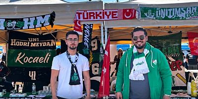 KOÜ Güz Şenliklerinde Yeşil-siyah-Yeşil-beyazlı Üniversitelilerin dostluğu