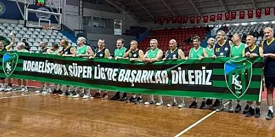 Lise-Sanat Okul maçında Şampiyona başarılar pankartı