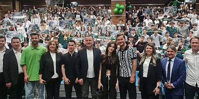 Oğulcan,Onur,Furkan'a Bilnet Okullarında muhteşem meşaleli karşılama
