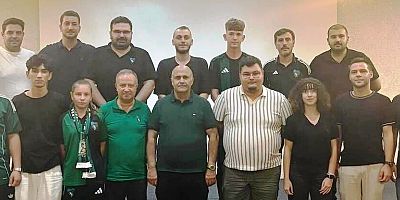 Durul'dan sezon açılışı organizasyonu gönüllülerine teşekkür yemeği