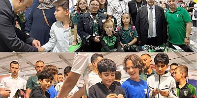 Recep Başkandan Kitap Fuarında Kocaelisporlu Çocuklara süpriz Hediyeler