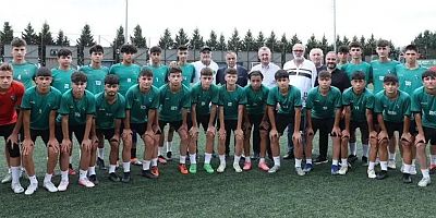 Tahir Başkan Kocaelispor'un Geleceği Altyapıyı Vinsanda ziyaret etti