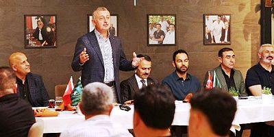 Takıma moral yemeği Tahir başkanla Vali Aktaştan