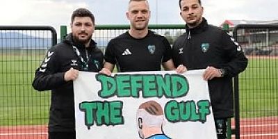 Taraftarlar Jovanovic için özel pankart yaptırdı