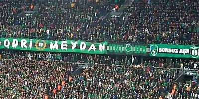 Taraftarlardan Deplasman haktır engellenemez tepkisi