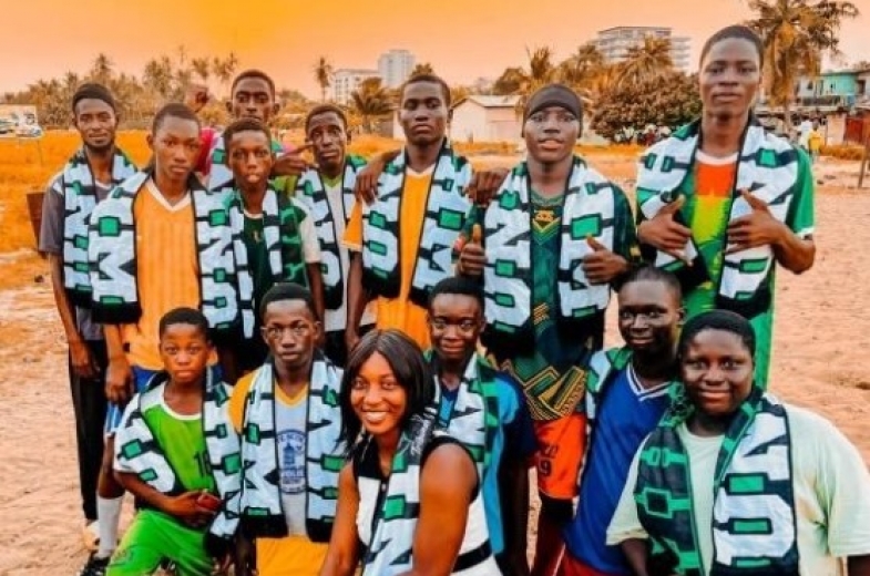 Uni Hodri Meydan Abidjana Yeşil-siyah atkılar gönderdi