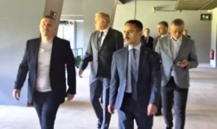 Vali Aktaş'tan stadyumda detaylı inceleme turu